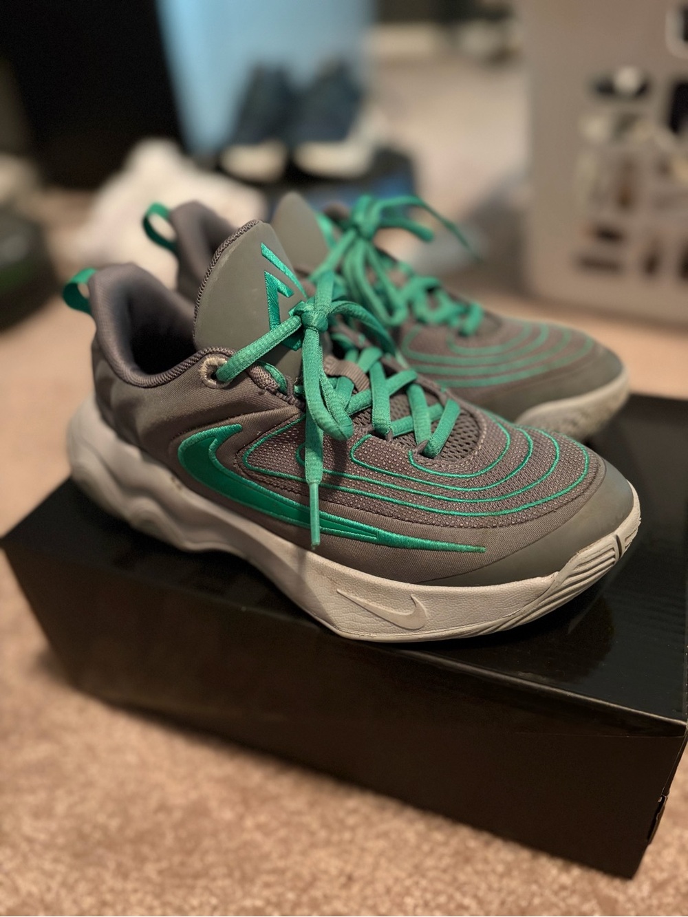 Nike Kids Gray Sneakers with Teal Accents